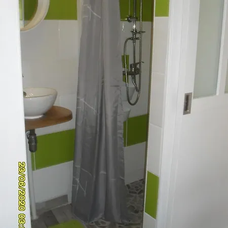 Holiday home Maisonnette Neuve A La Campagne Urgosse